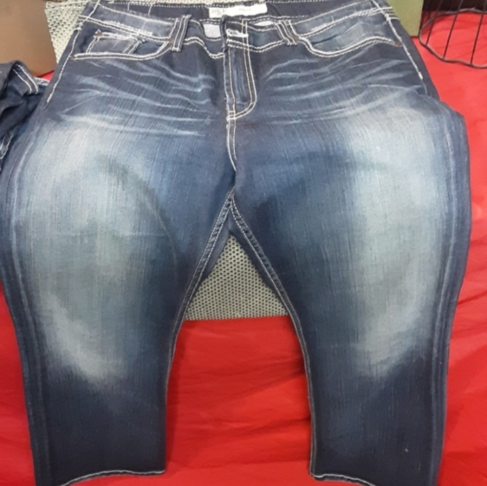 BKE Wendi's Jeans. 33 x 31